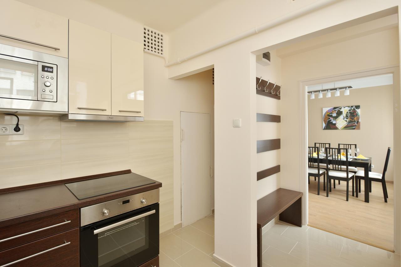 Deak Apartment Boedapest Buitenkant foto